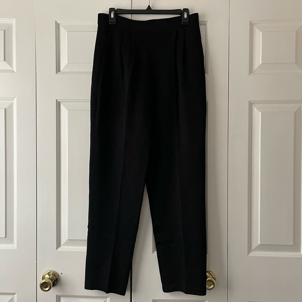 St. John’s Basics Black Relaxed Knit Pants Women’s Size 4